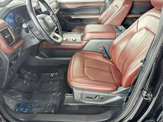 Used 2024 Ford Expedition Max Limited AWD/4WD image 4