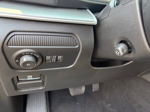 New 2025 Jeep Wagoneer 4WD w/ Convenience Group I image 13