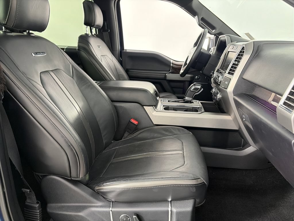 Used 2015 Ford F150 Platinum w/ Equipment Group 701A Luxury AWD/4WD image 32