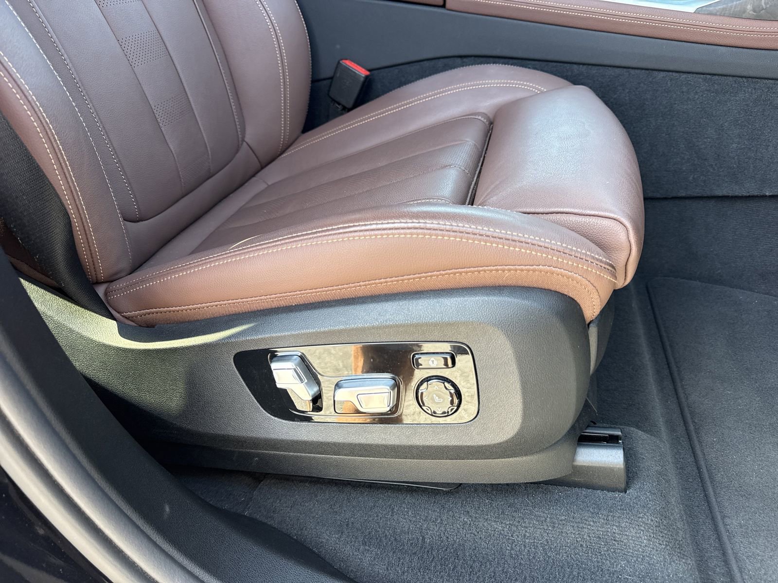 Used 2019 BMW X7 xDrive40i w/ Premium Package image 35