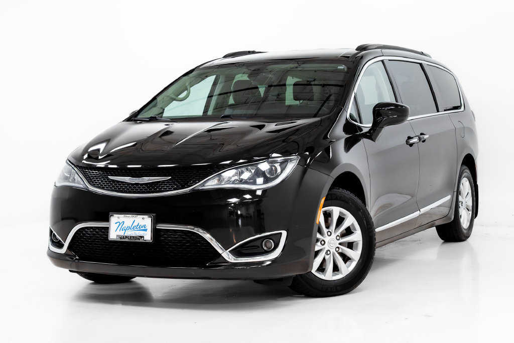Used 2017 Chrysler Pacifica Touring-L