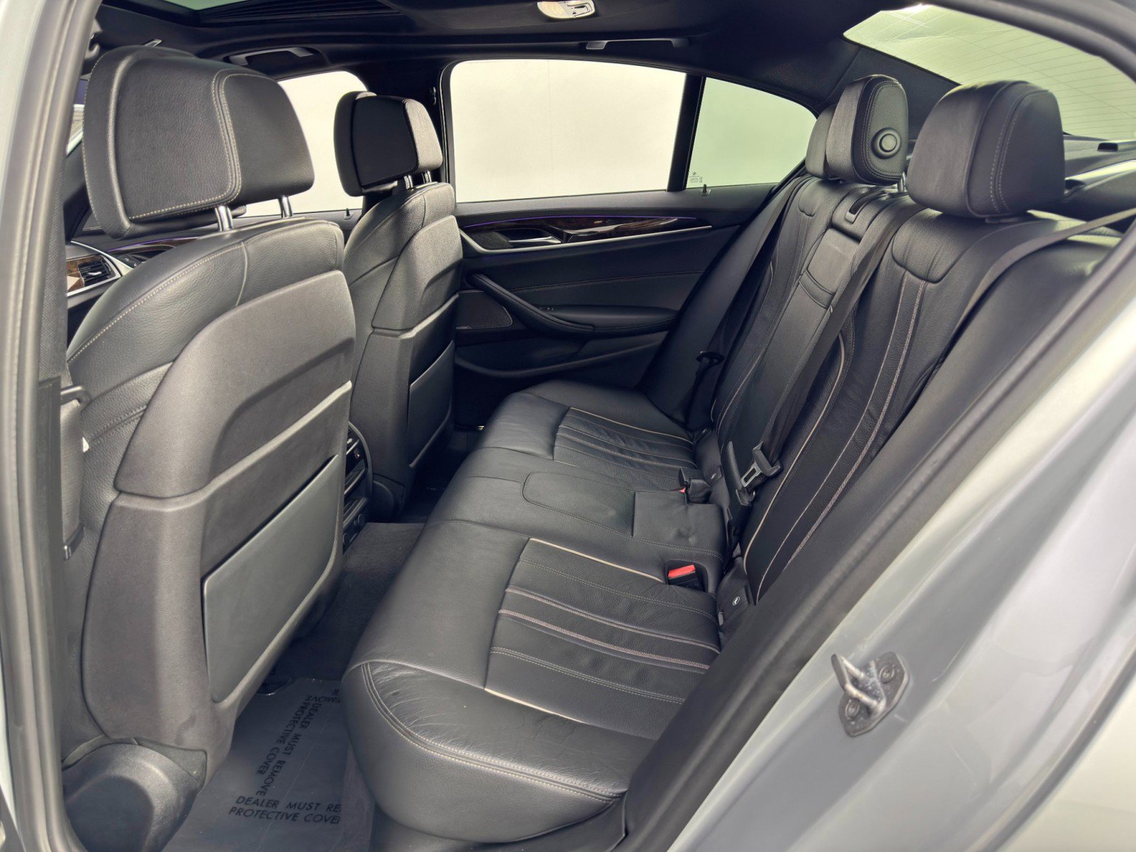 Used 2017 BMW 540i xDrive image 42