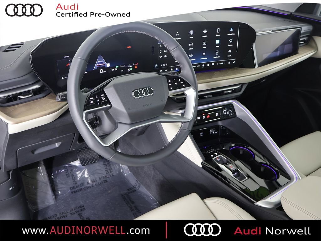 Certified 2025 Audi Q5 Prestige image 2