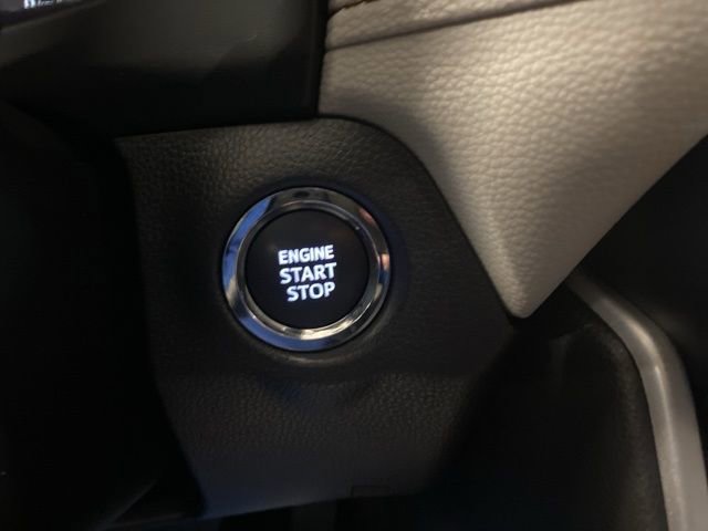 Used 2023 Toyota RAV4 Limited AWD/4WD image 18