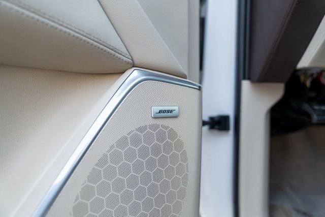 Used 2016 Cadillac Escalade Luxury image 53