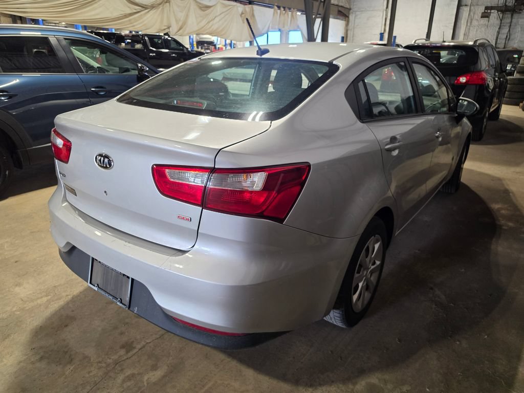 Used 2017 Kia Rio LX FWD image 2