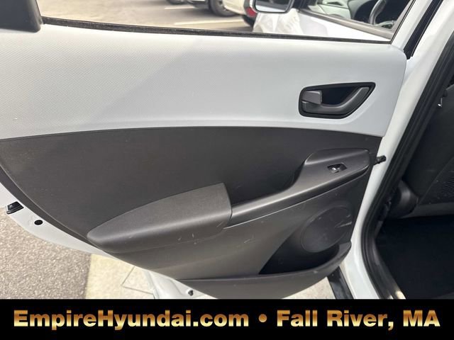 Used 2019 Hyundai Kona SEL w/ SEL Tech Package 02 image 16