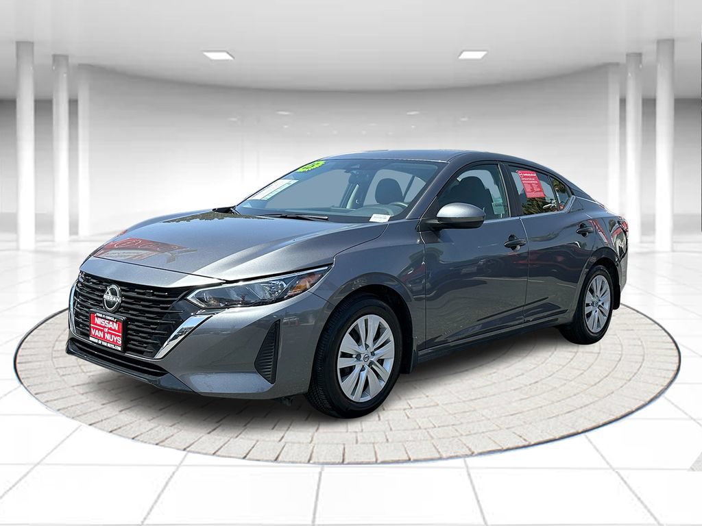 Used 2025 Nissan Altima 2.5 S FWD image 32