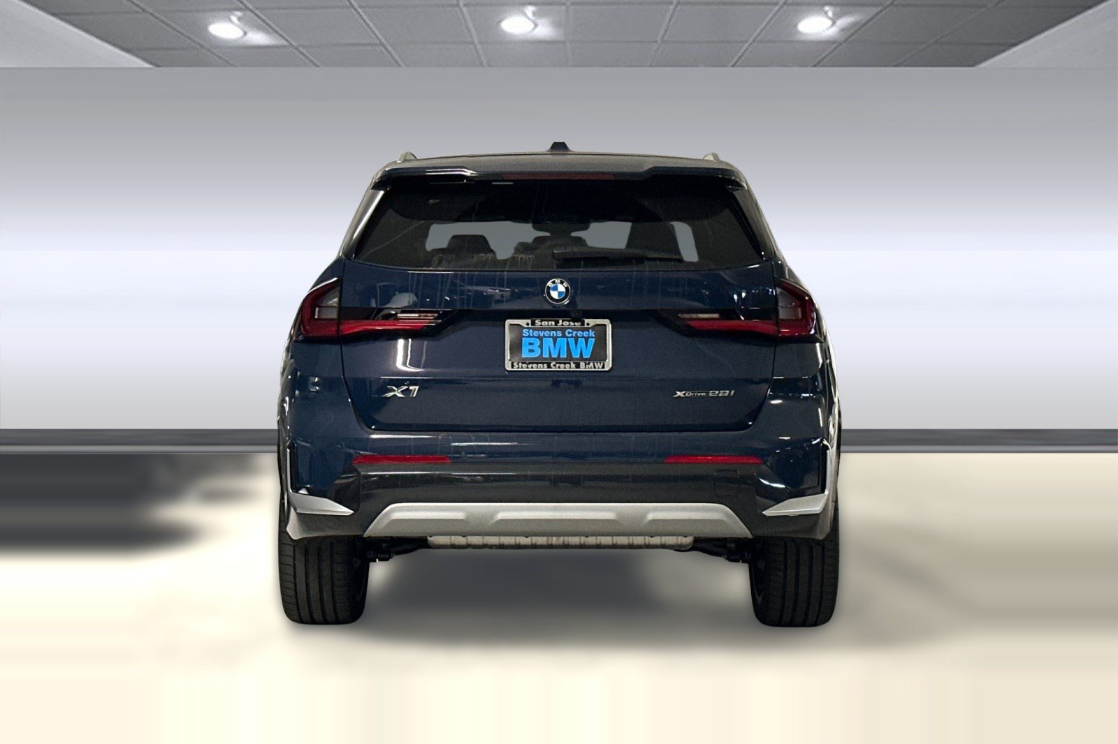 New 2026 BMW X1 xDrive28i w/ Technology Package AWD/4WD image 10
