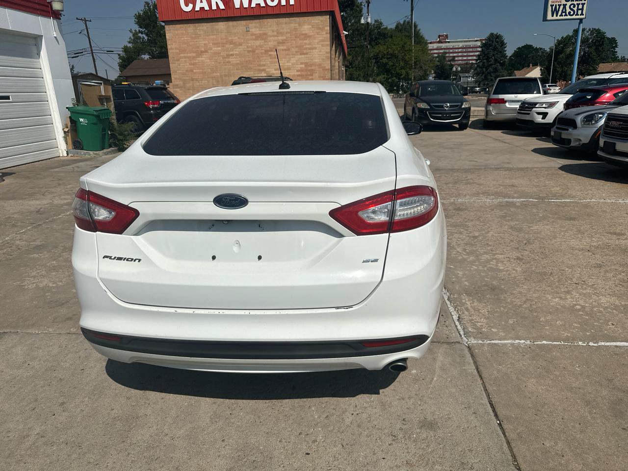 Used 2015 Ford Fusion SE FWD image 6