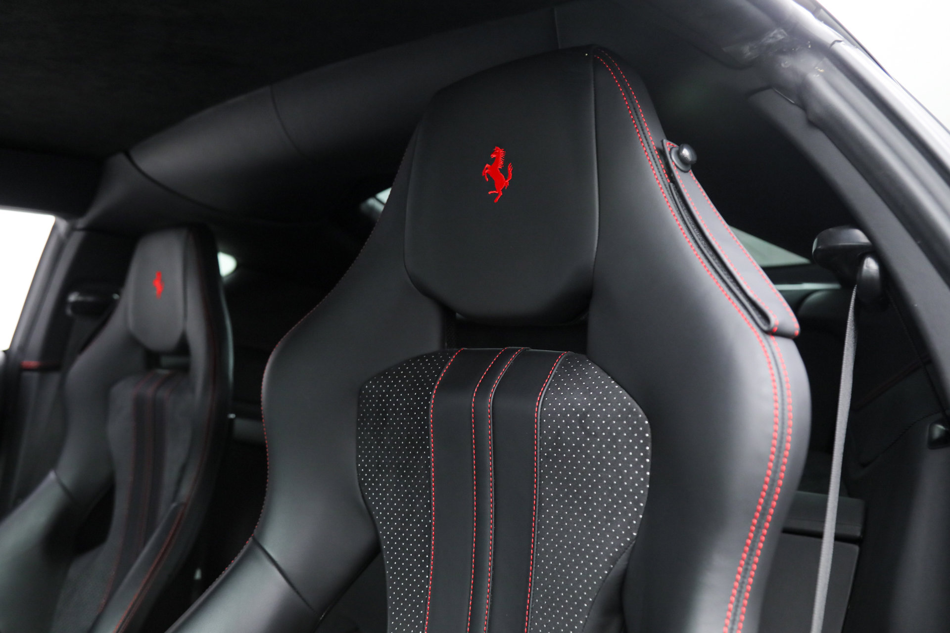 Certified 2019 Ferrari 812 Superfast image 39