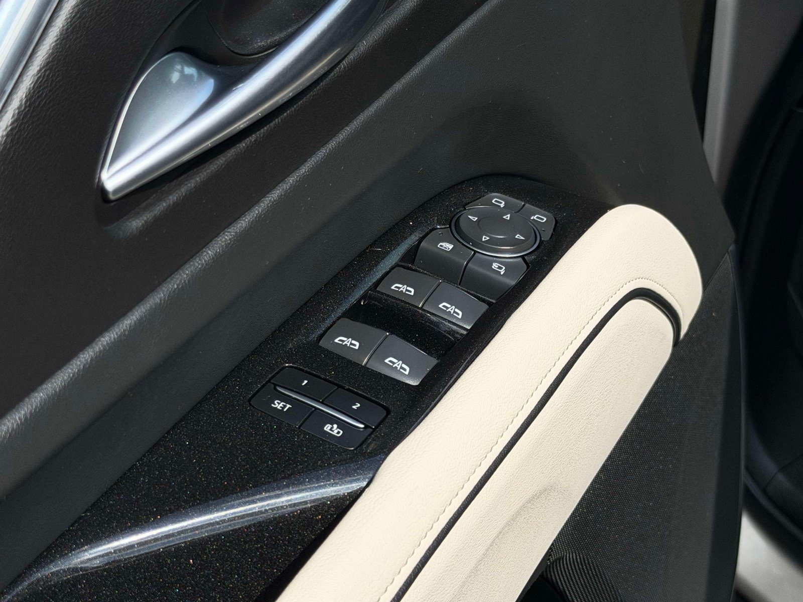 Used 2021 Cadillac Escalade Sport w/ Driver Assist Tech Package AWD/4WD image 19