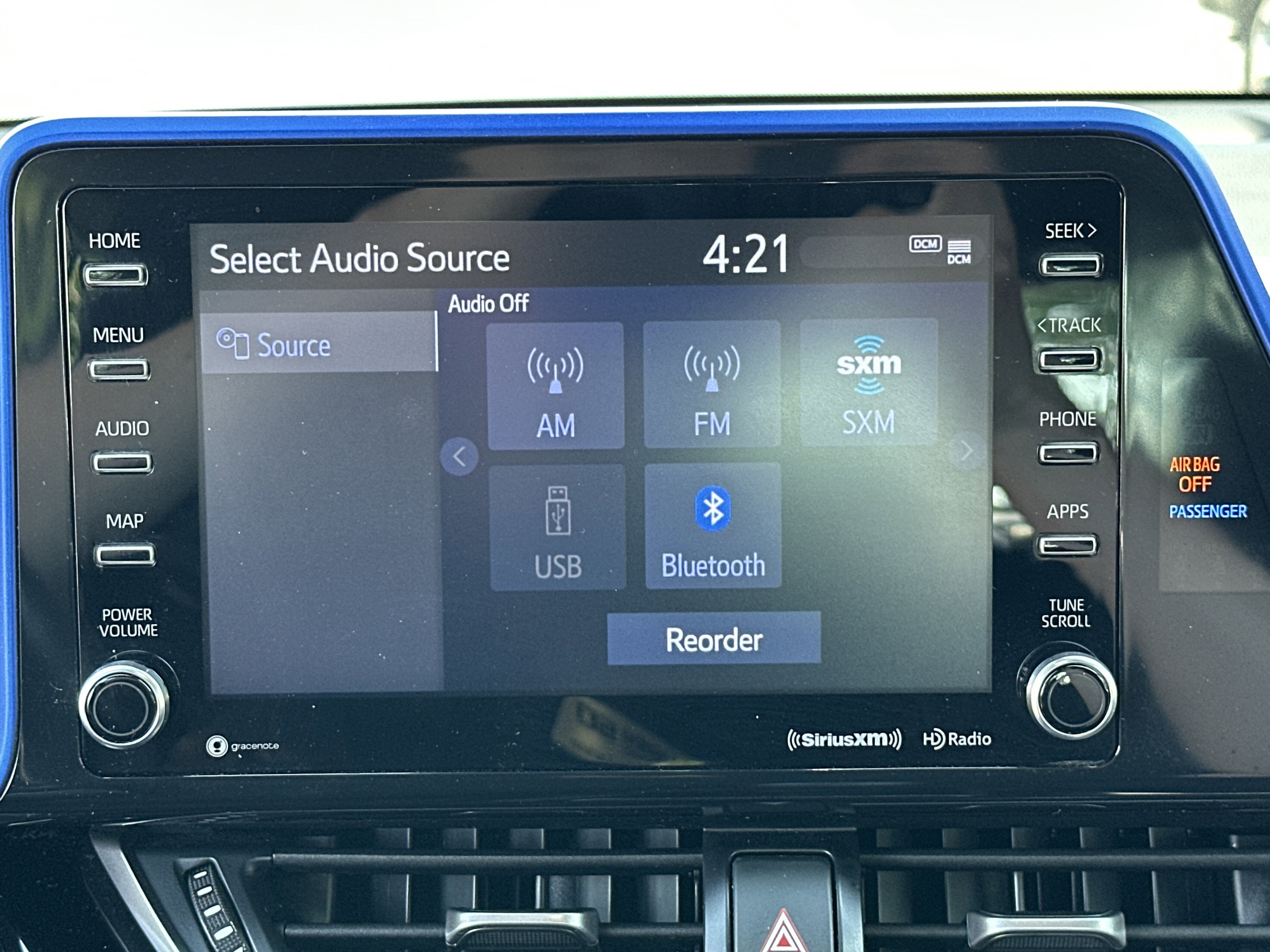 Used 2021 Toyota C-HR XLE FWD image 23