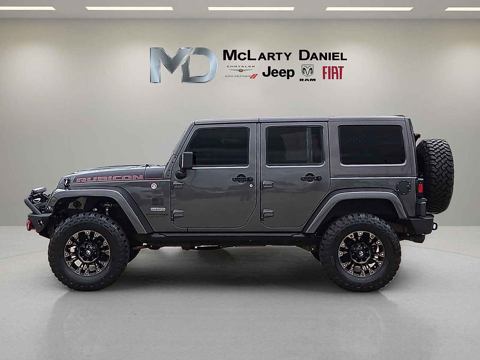 Used 2018 Jeep Wrangler Unlimited Rubicon AWD/4WD image 3