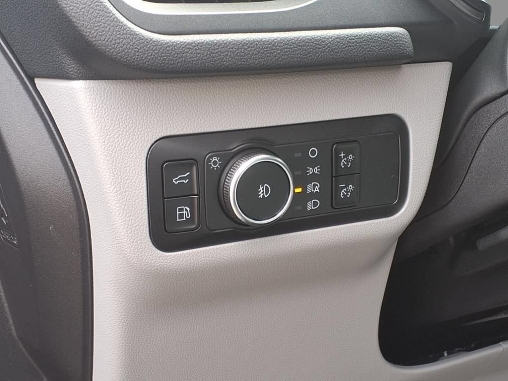 New 2024 Ford Escape SE FWD image 16