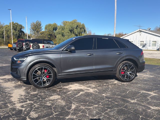 Used 2019 Audi Q8 Premium Plus w/ Premium Plus AWD/4WD image 2