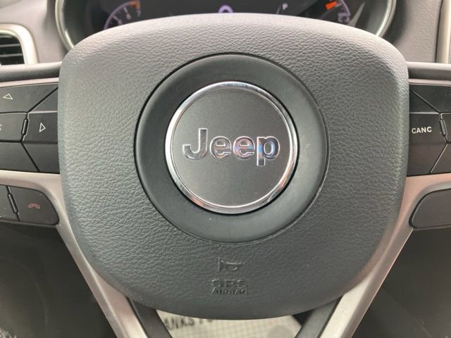 Used 2021 Jeep Grand Cherokee Laredo RWD image 28