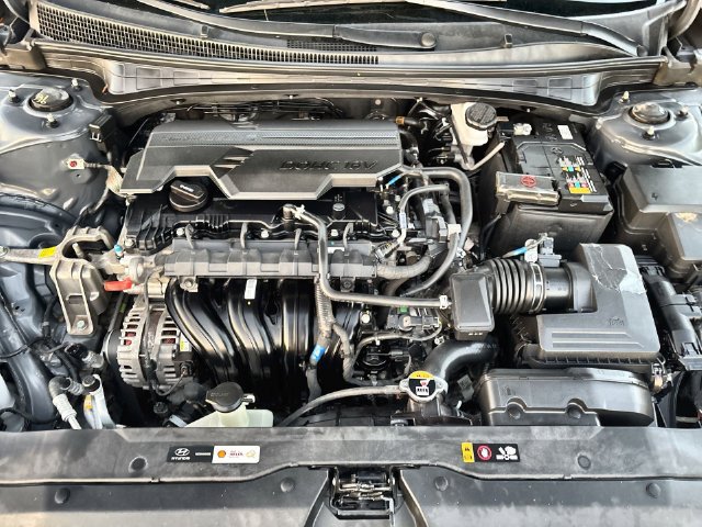 Used 2024 Hyundai Elantra SEL FWD image 34