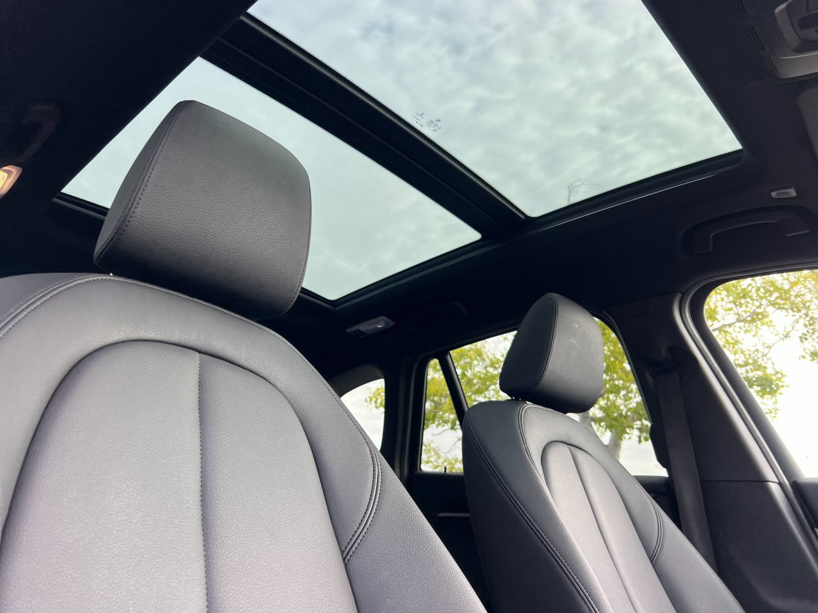 Used 2018 BMW X1 sDrive28i w/ Convenience Package FWD image 16