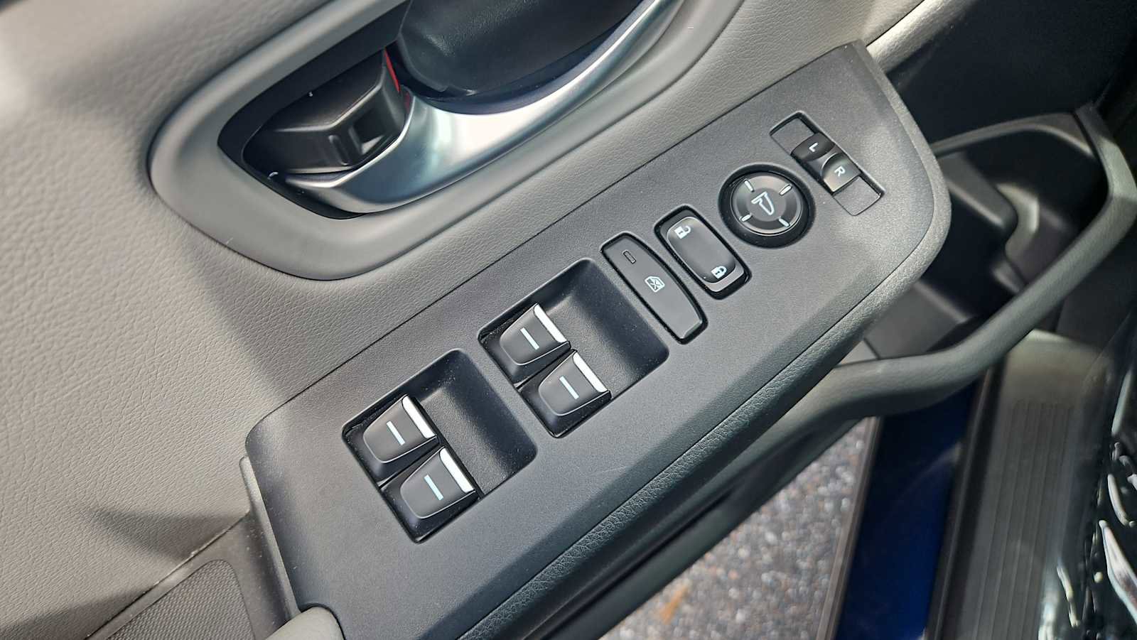 Certified 2024 Honda Pilot Touring image 15