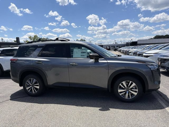 New 2026 Nissan Pathfinder SL AWD/4WD image 4