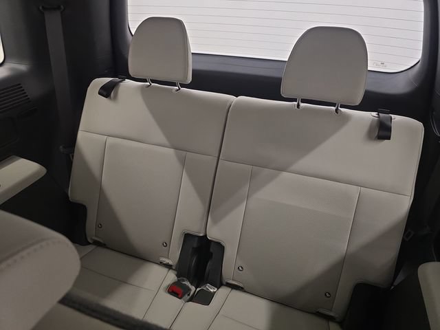 Used 2025 Hyundai Santa Fe SEL FWD image 18