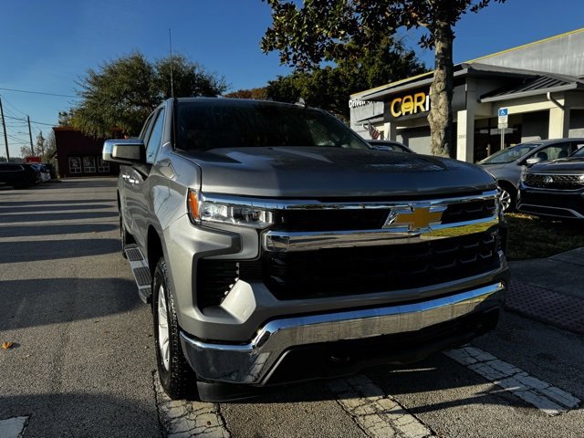 Used 2023 Chevrolet Silverado 1500 LT w/ Protection Package image 2