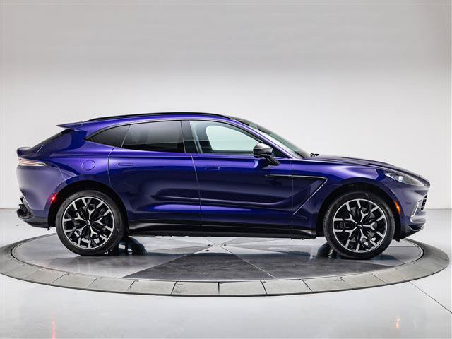 Used 2022 Aston Martin DBX AWD/4WD image 12