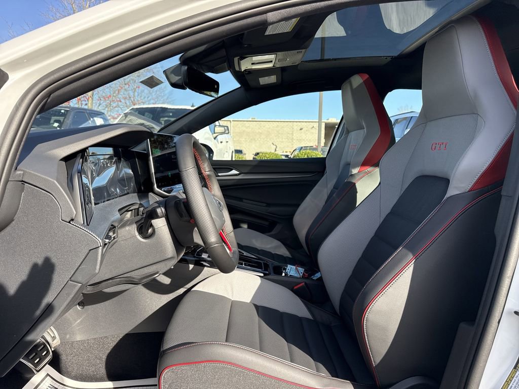 New 2026 Volkswagen GTI SE FWD image 11
