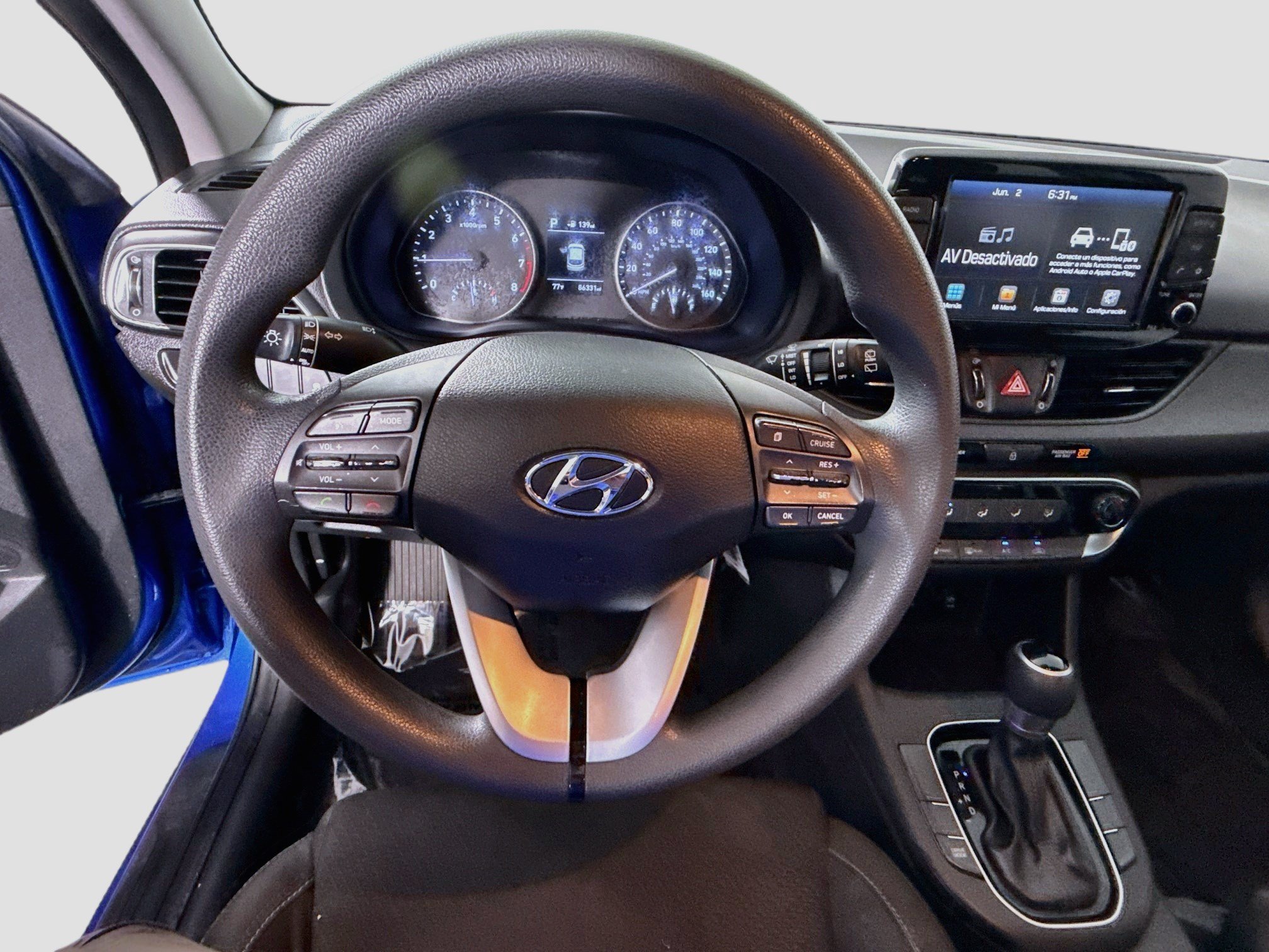 Used 2018 Hyundai Elantra GT FWD image 13