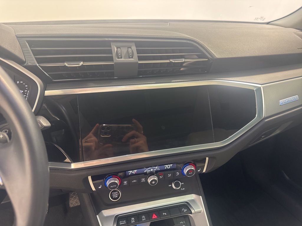 Used 2023 Audi Q3 2.0T Premium Plus image 13