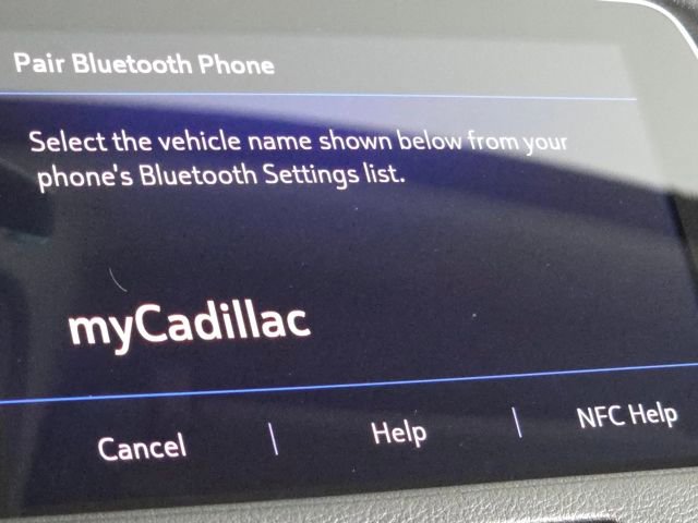 Used 2019 Cadillac XT4 Luxury w/ Cold Weather Package image 37