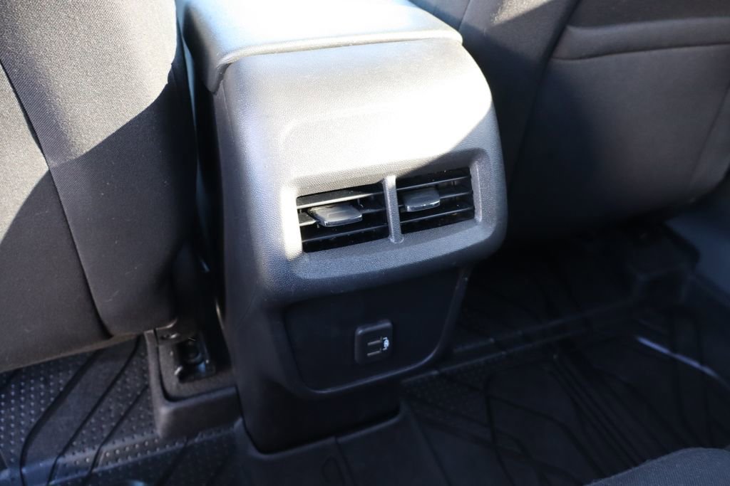 Used 2023 Chevrolet Equinox LS w/ LS Convenience Package image 35