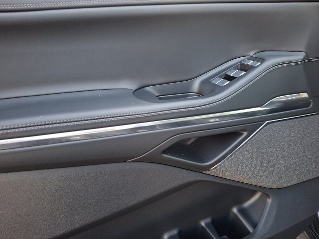 New 2027 Lincoln Navigator Reserve AWD/4WD image 10