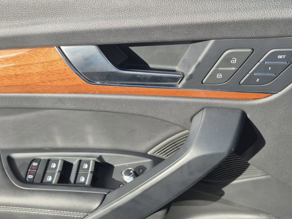 Used 2023 Audi Q5 2.0T Premium Plus image 7