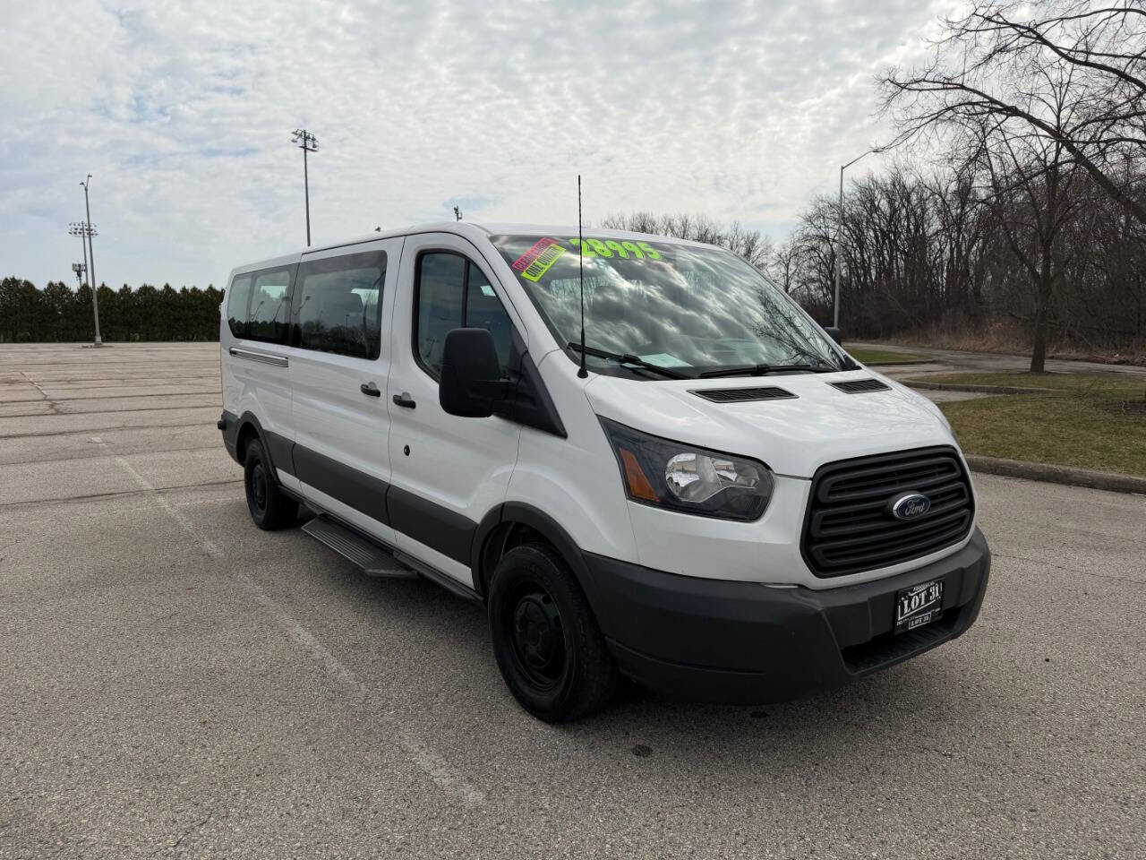 Used 2018 Ford Transit 350 XL RWD image 2