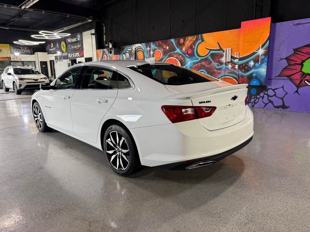 Used 2022 Chevrolet Malibu RS FWD image 3