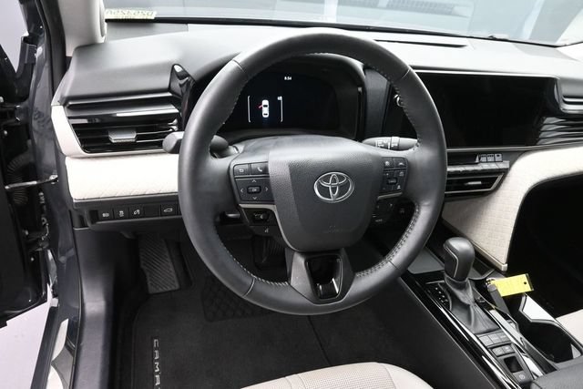 Used 2025 Toyota Camry XLE w/ Premium Package FWD image 25