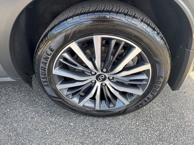 Used 2022 INFINITI QX60 Sensory w/ Vision Package AWD/4WD image 35