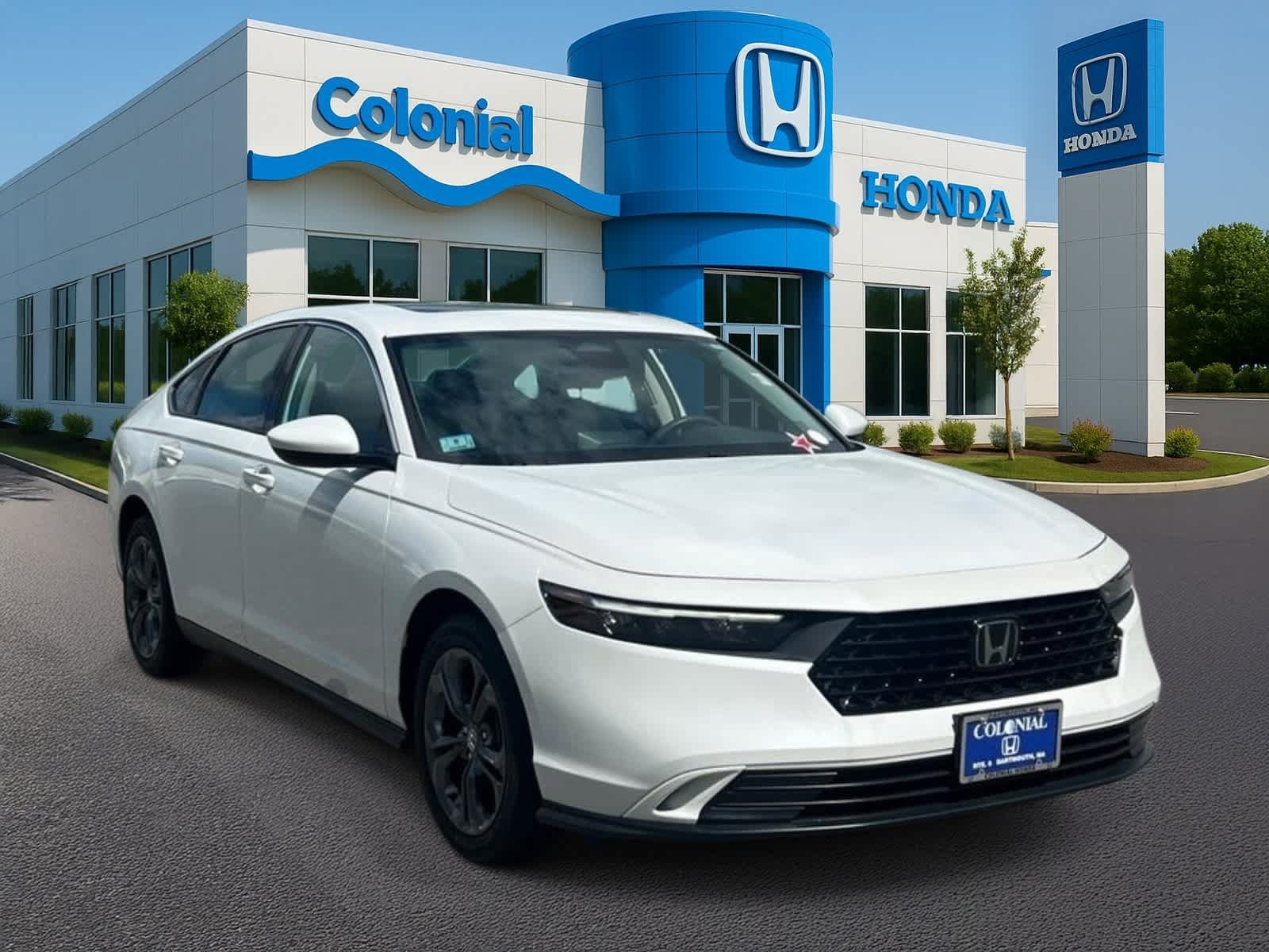 Used 2023 Honda Accord EX image 8