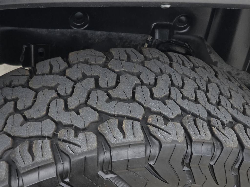 Used 2023 Jeep Wrangler Unlimited Rubicon 392 w/ Dual Top Group AWD/4WD image 40