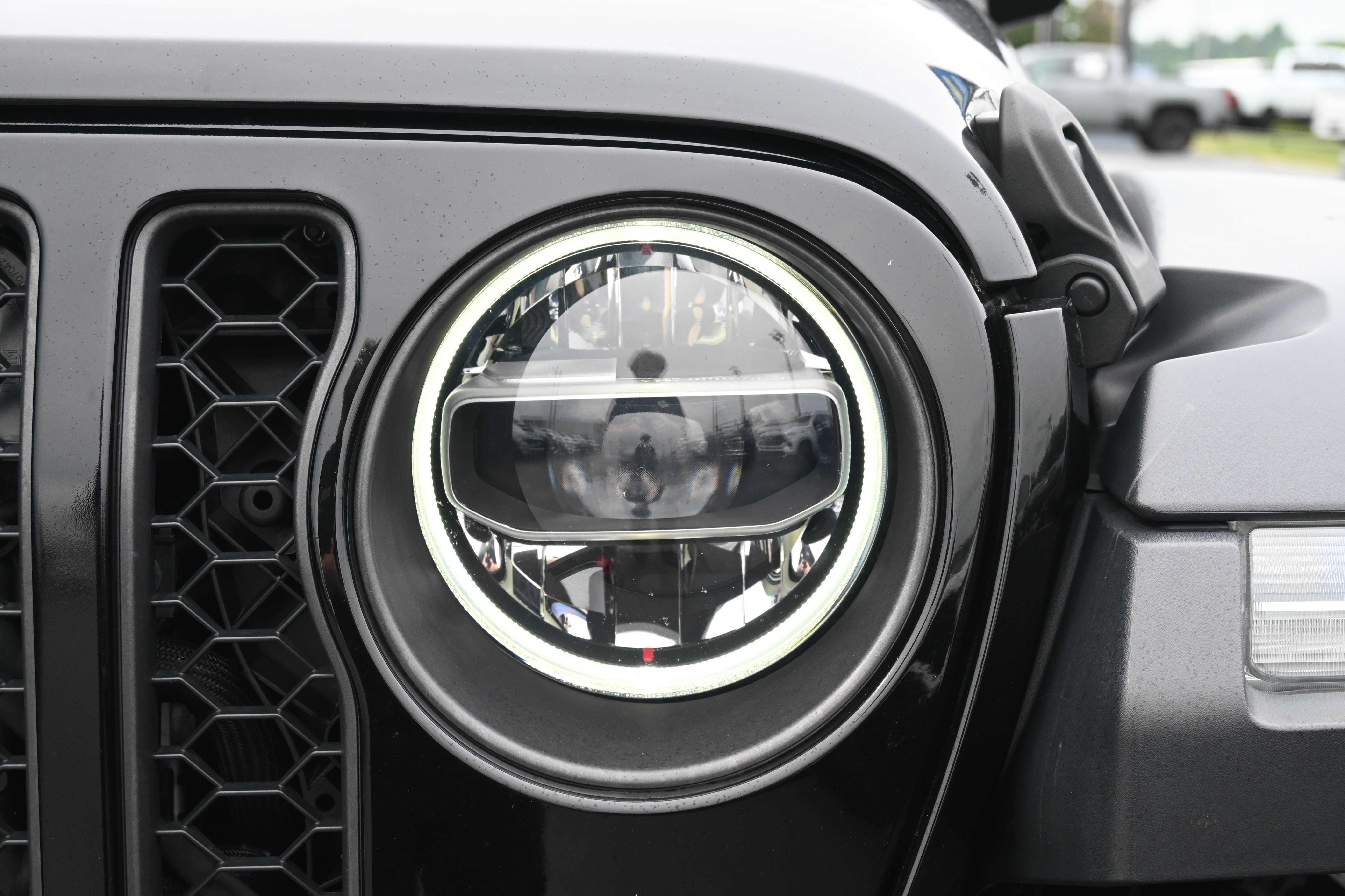 Used 2021 Jeep Wrangler Rubicon AWD/4WD image 6