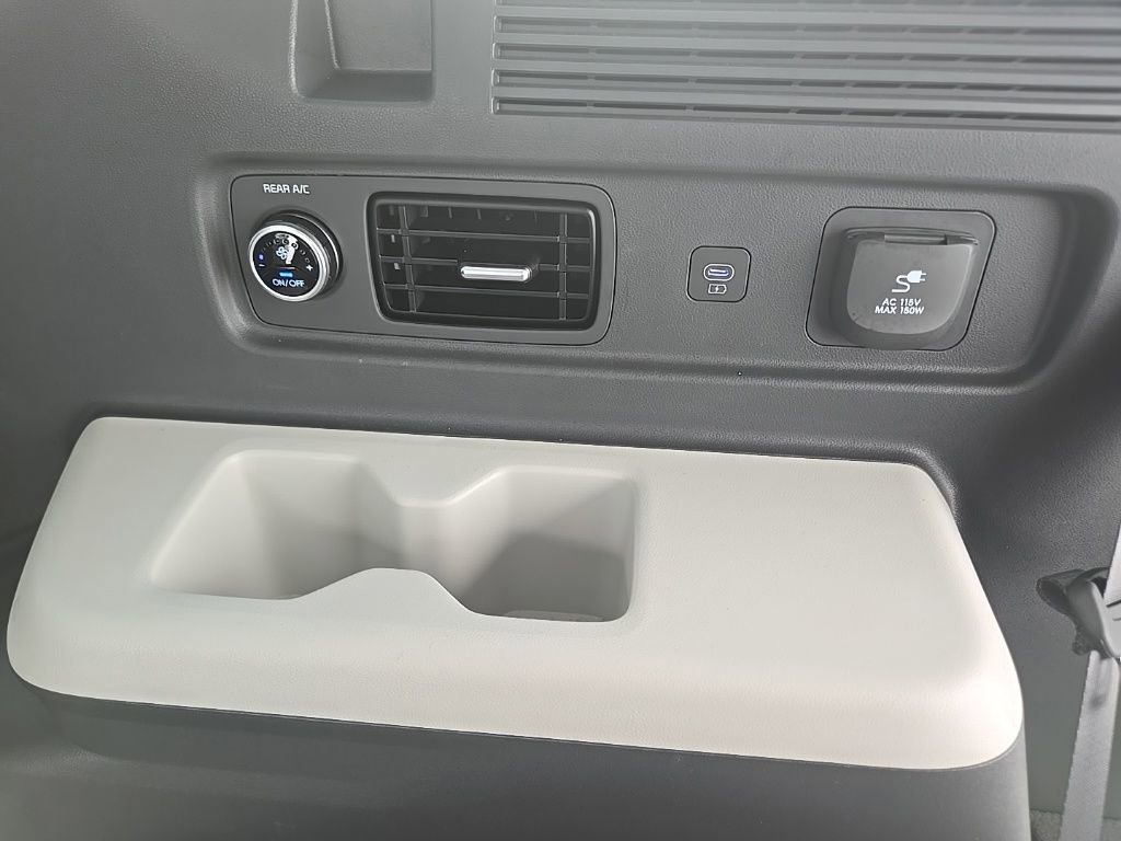 Used 2025 Hyundai Santa Fe Calligraphy image 33