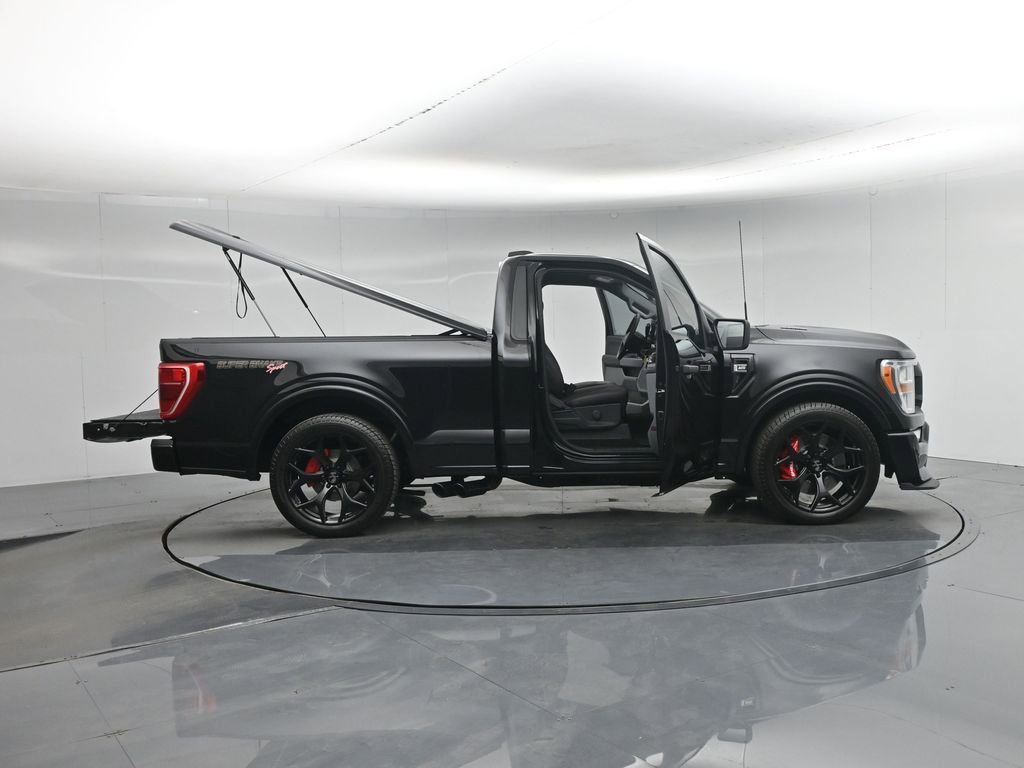 Used 2022 Ford F150 XLT image 3