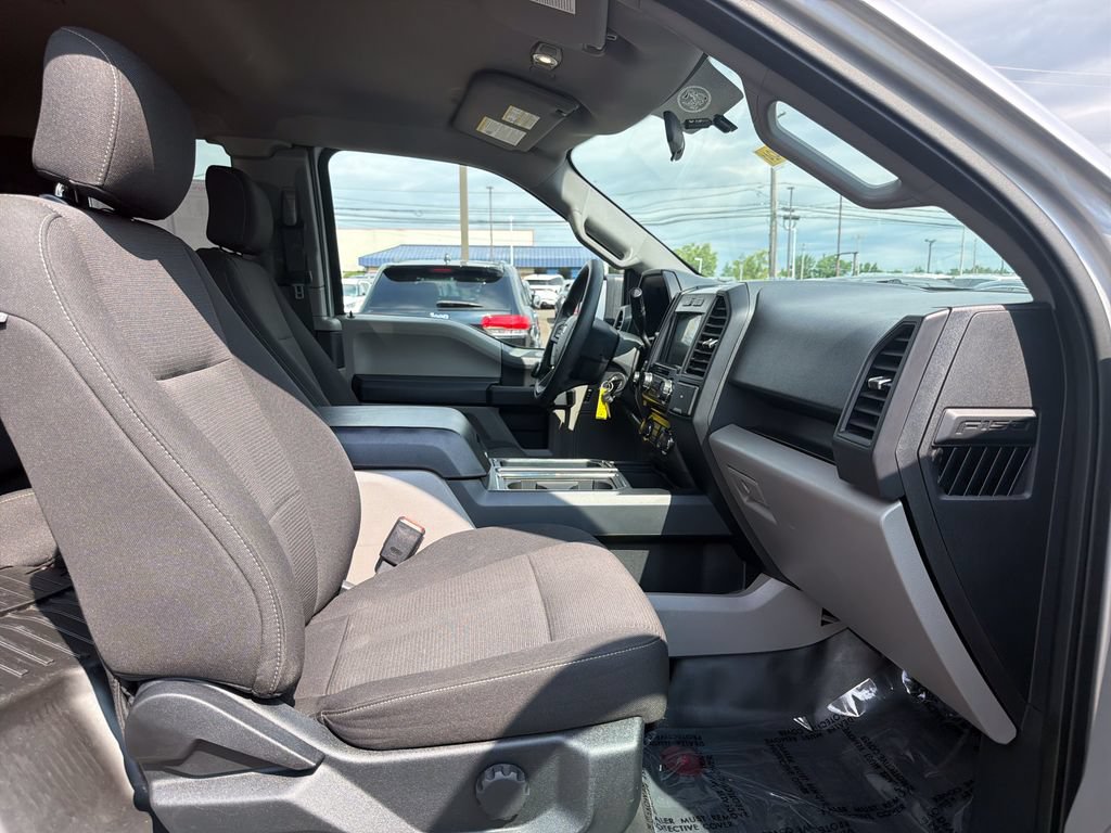 Used 2017 Ford F150 XL w/ Equipment Group 101A Mid AWD/4WD image 15