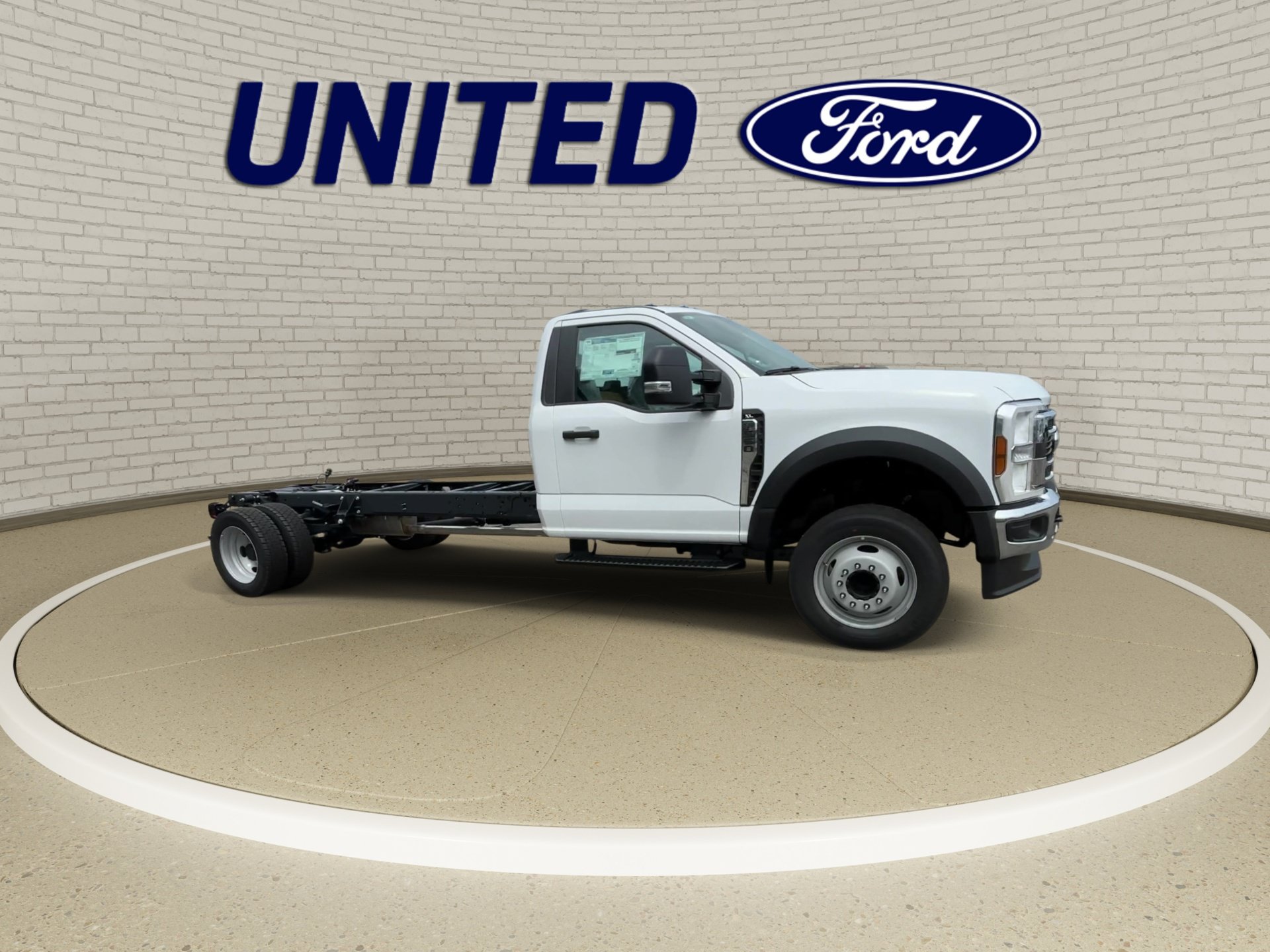 New 2026 Ford F550 2WD Regular Cab Super Duty image 2