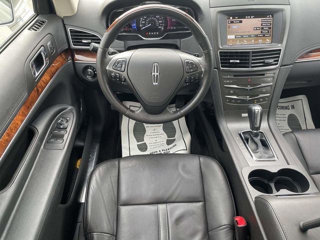 Used 2016 Lincoln MKT AWD w/ Equipment Group 201A image 14