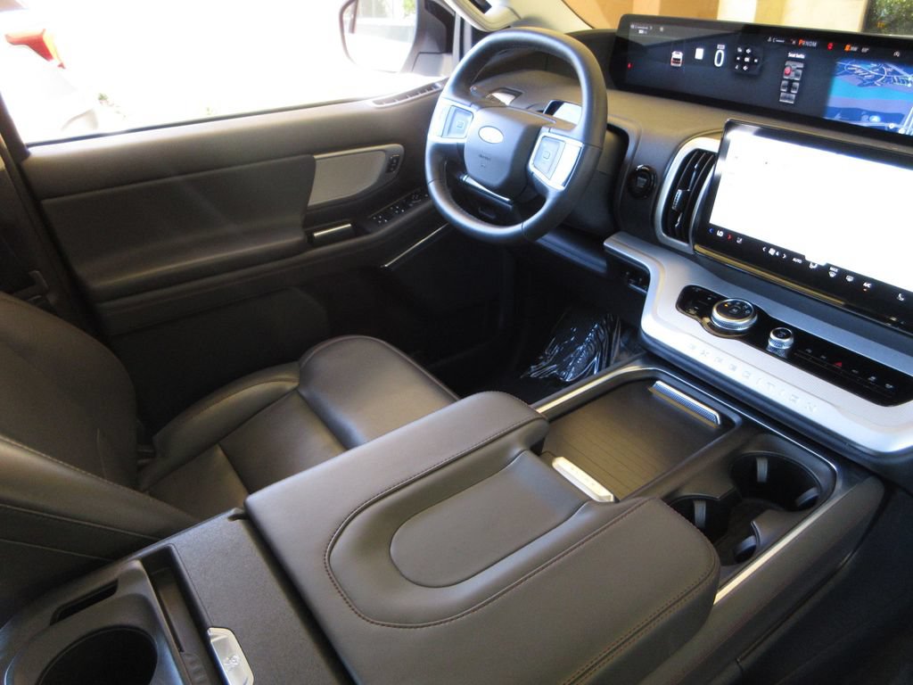 Certified 2025 Ford Expedition Max Active RWD image 18
