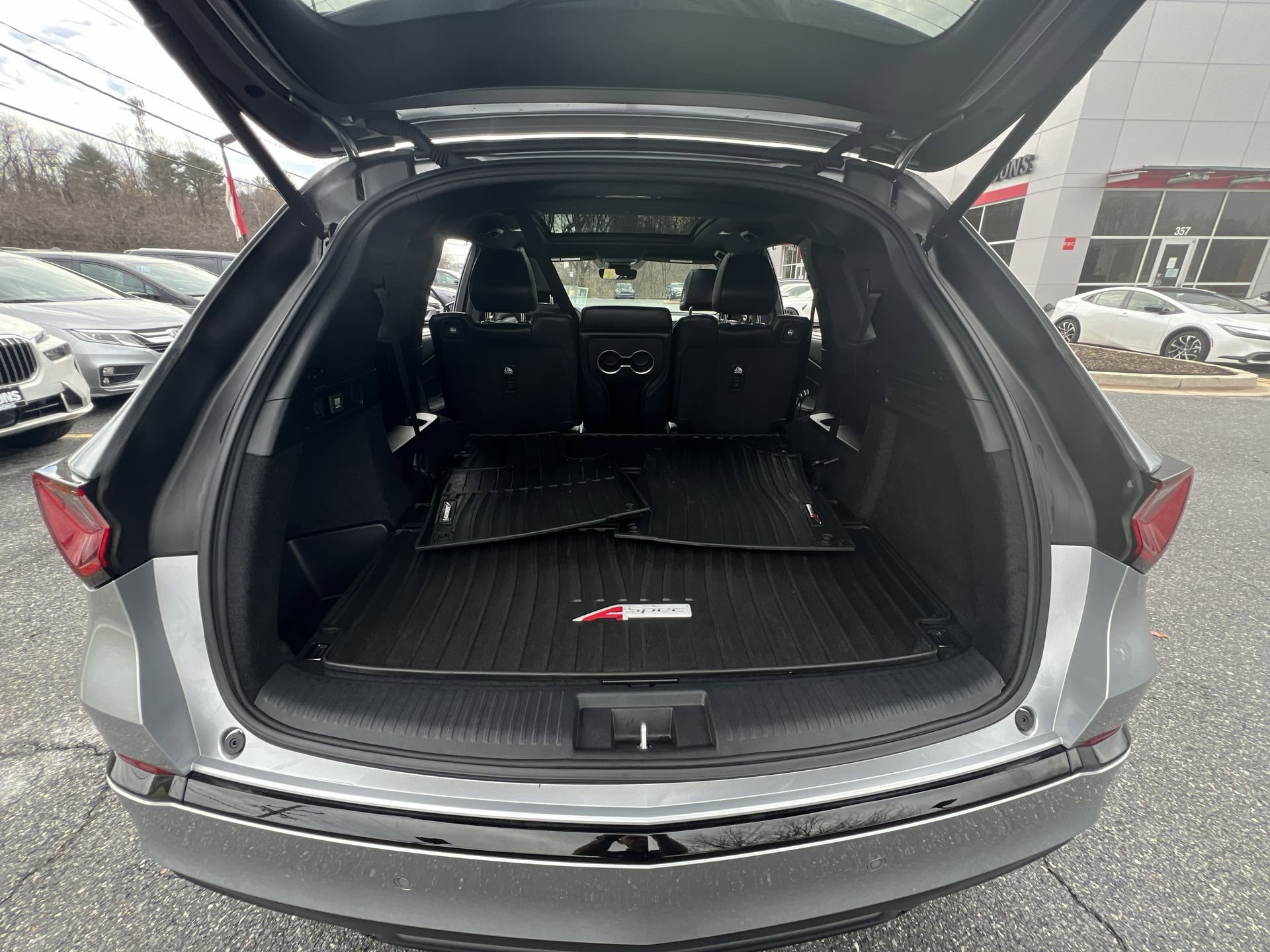 Used 2023 Acura MDX A-Spec image 26