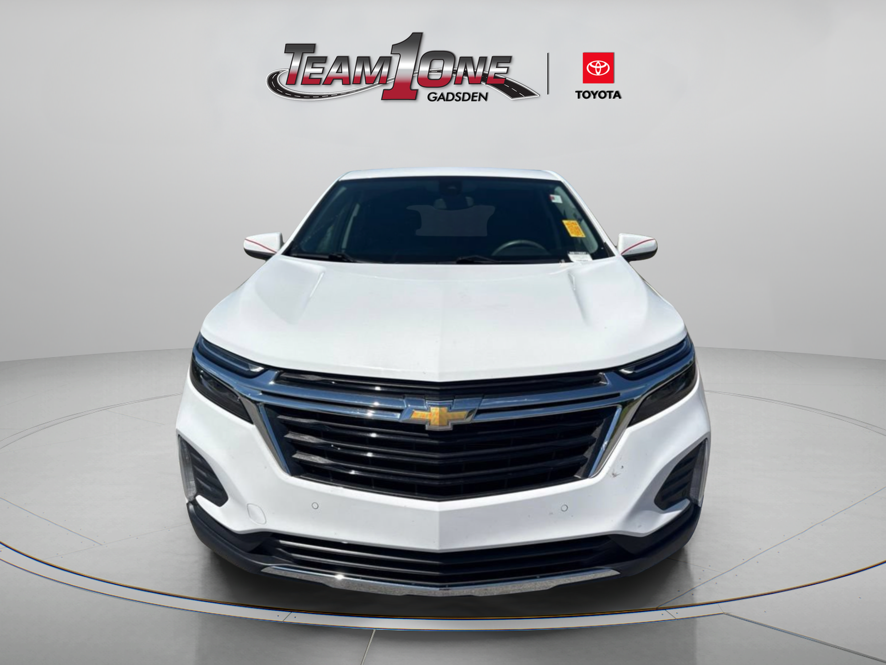 Used 2022 Chevrolet Equinox LT FWD image 2